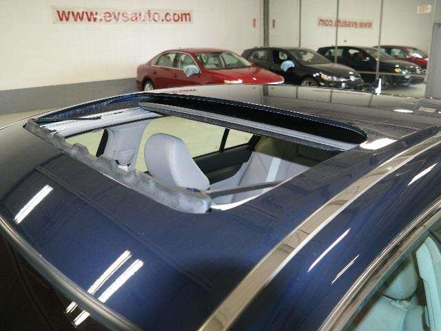 2017 Volkswagen Passat 1.8T R-Line 4dr Sedan